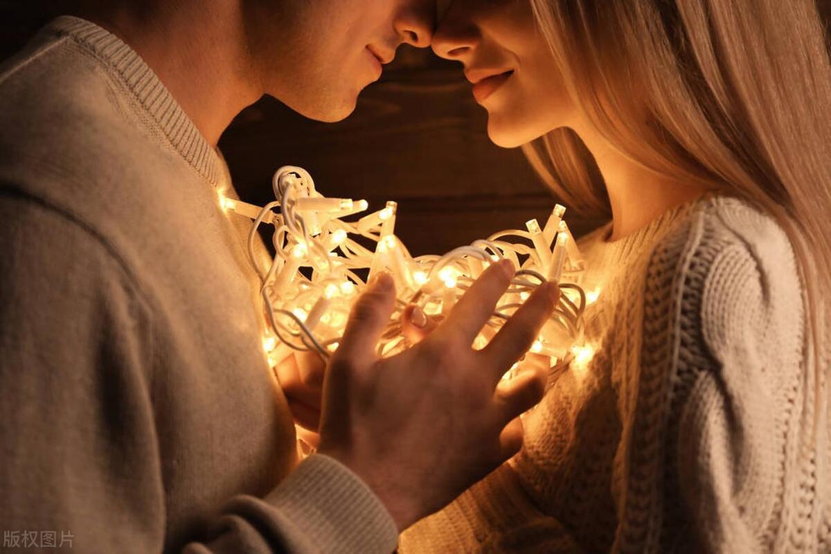 夫妻突然没有共同语言,夫妻之间没有共同语言的句子