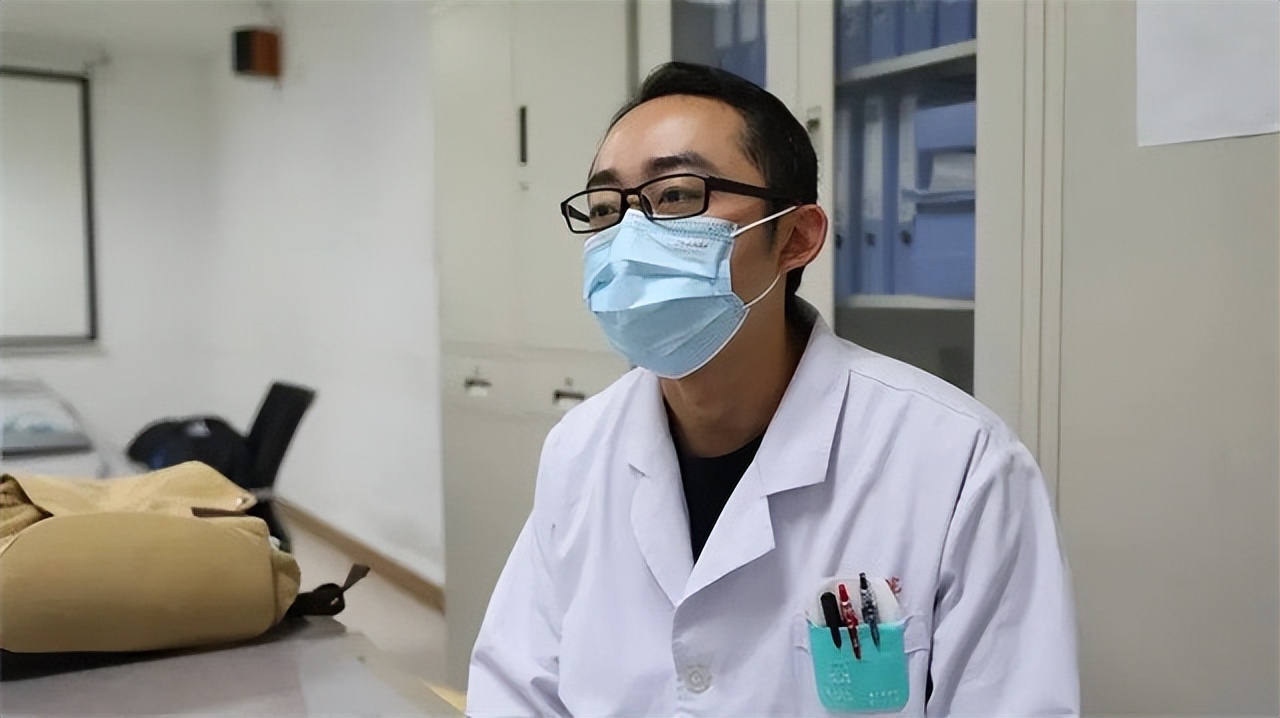 19岁花季少女遭施暴真实事件,13岁女孩陪酒遭群殴坠楼