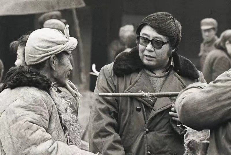 路遥生命中的三个女人,1992年的8月路遥回到了黄土高原