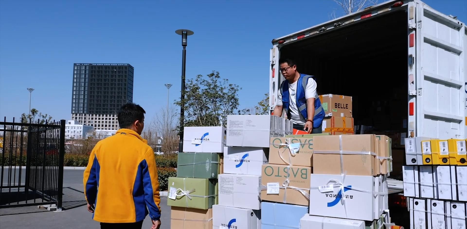 每一辆都是高品质！江西五十铃翼放轻卡助力服装运输车队高创收