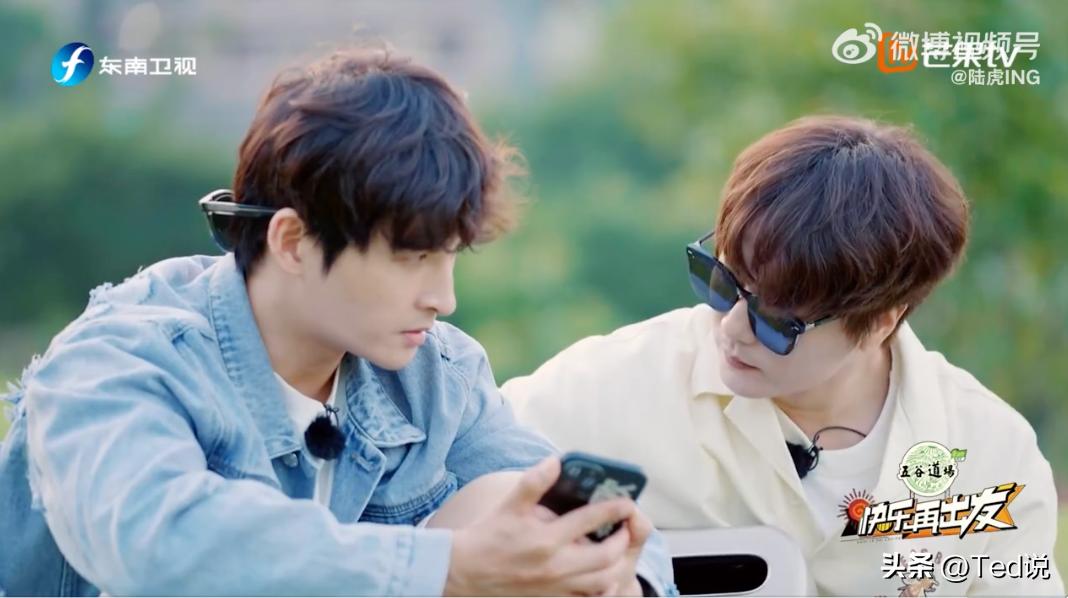 为什么明星都会弹吉他,明星都是用的什么电吉他