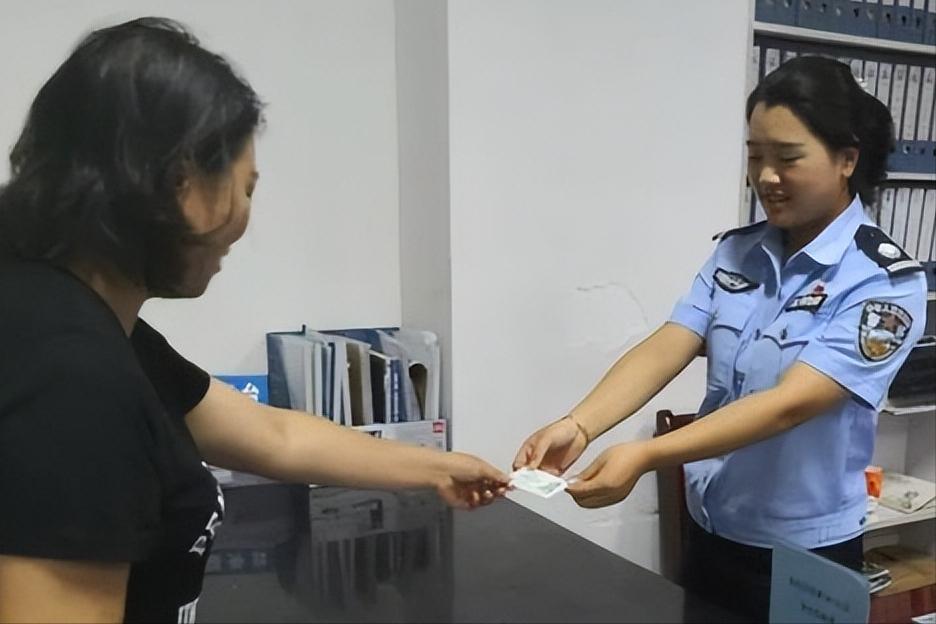 老人生日宴上儿女听完立刻报警,91岁的老人忽然说胡话