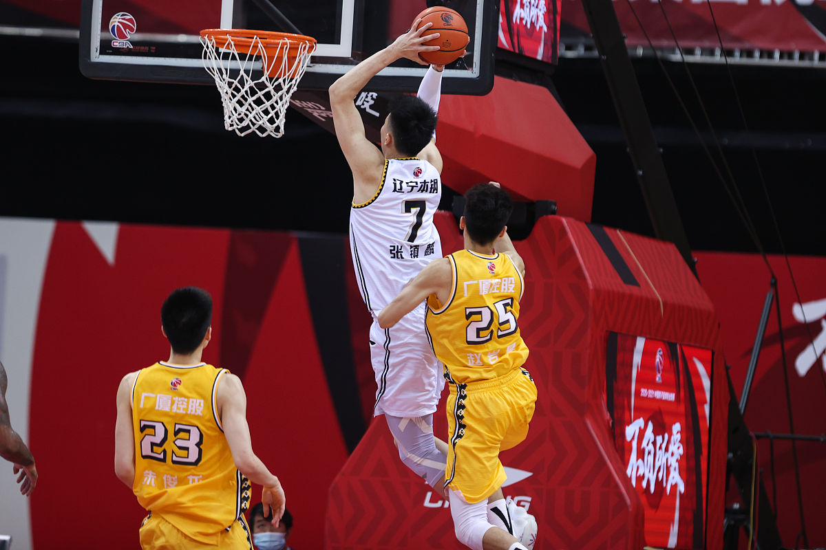 辽篮神射杨鸣十记三分,杨鸣12分3板