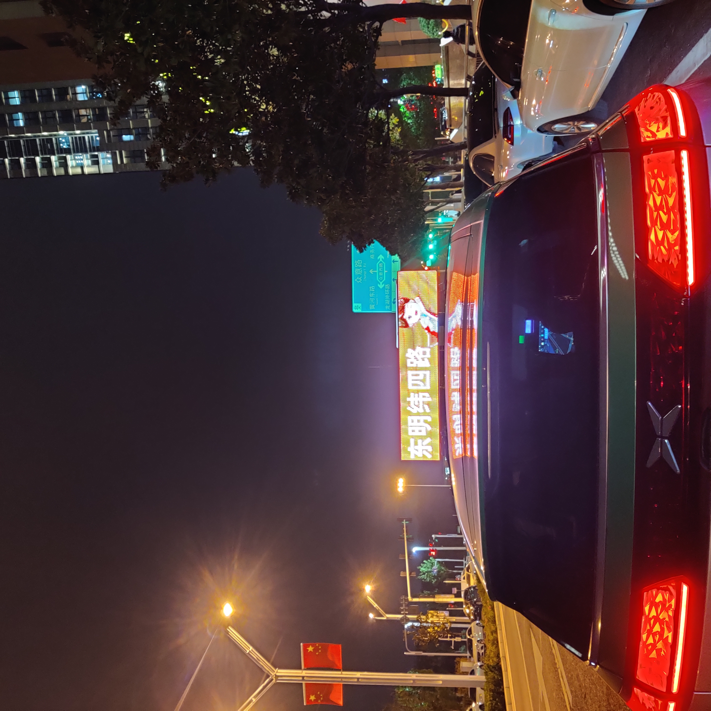 郑州出租车顶灯广告电话,出租车顶灯广告价格