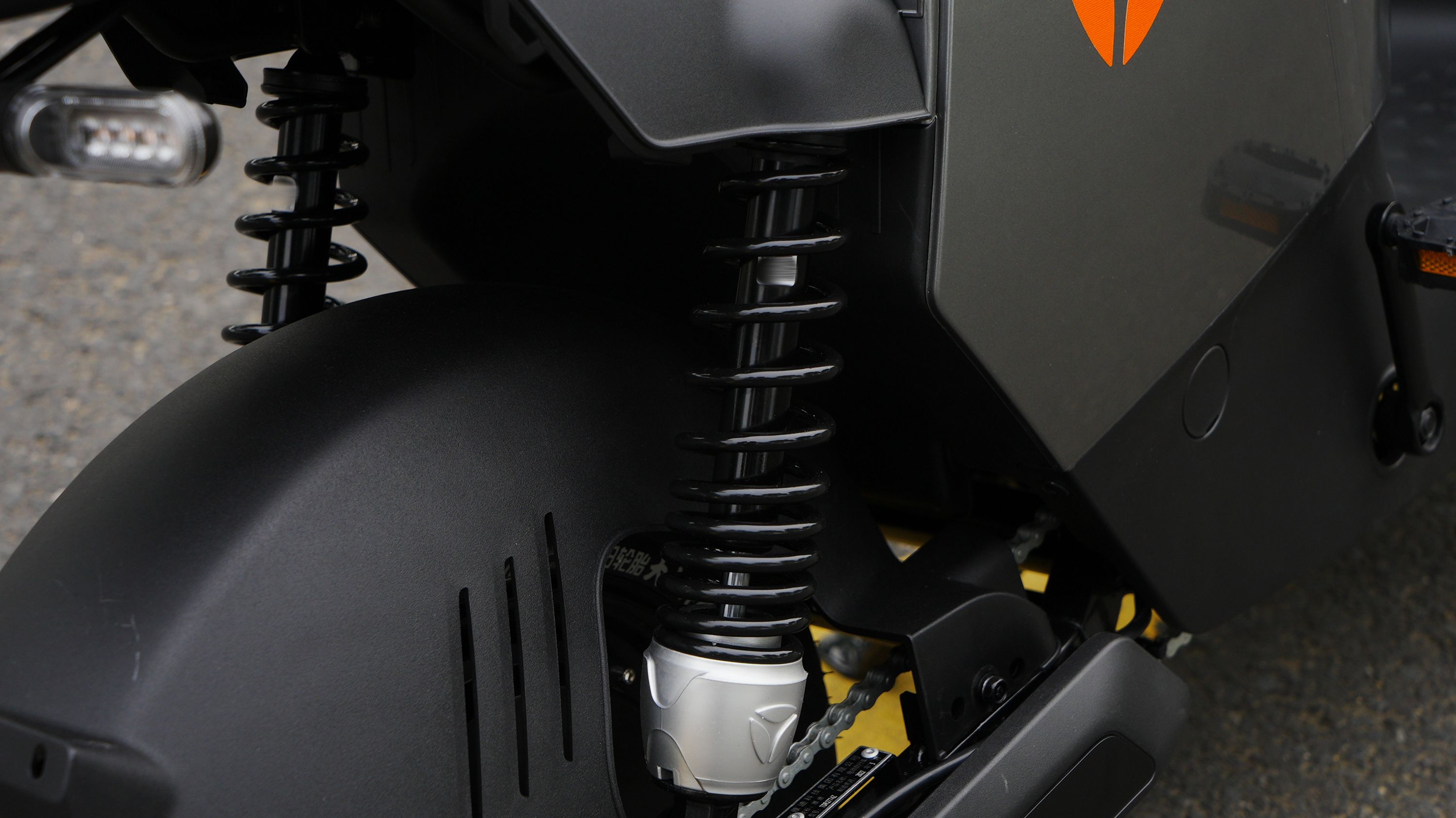 电动车座椅买哪种好,猛马电动车怎么选