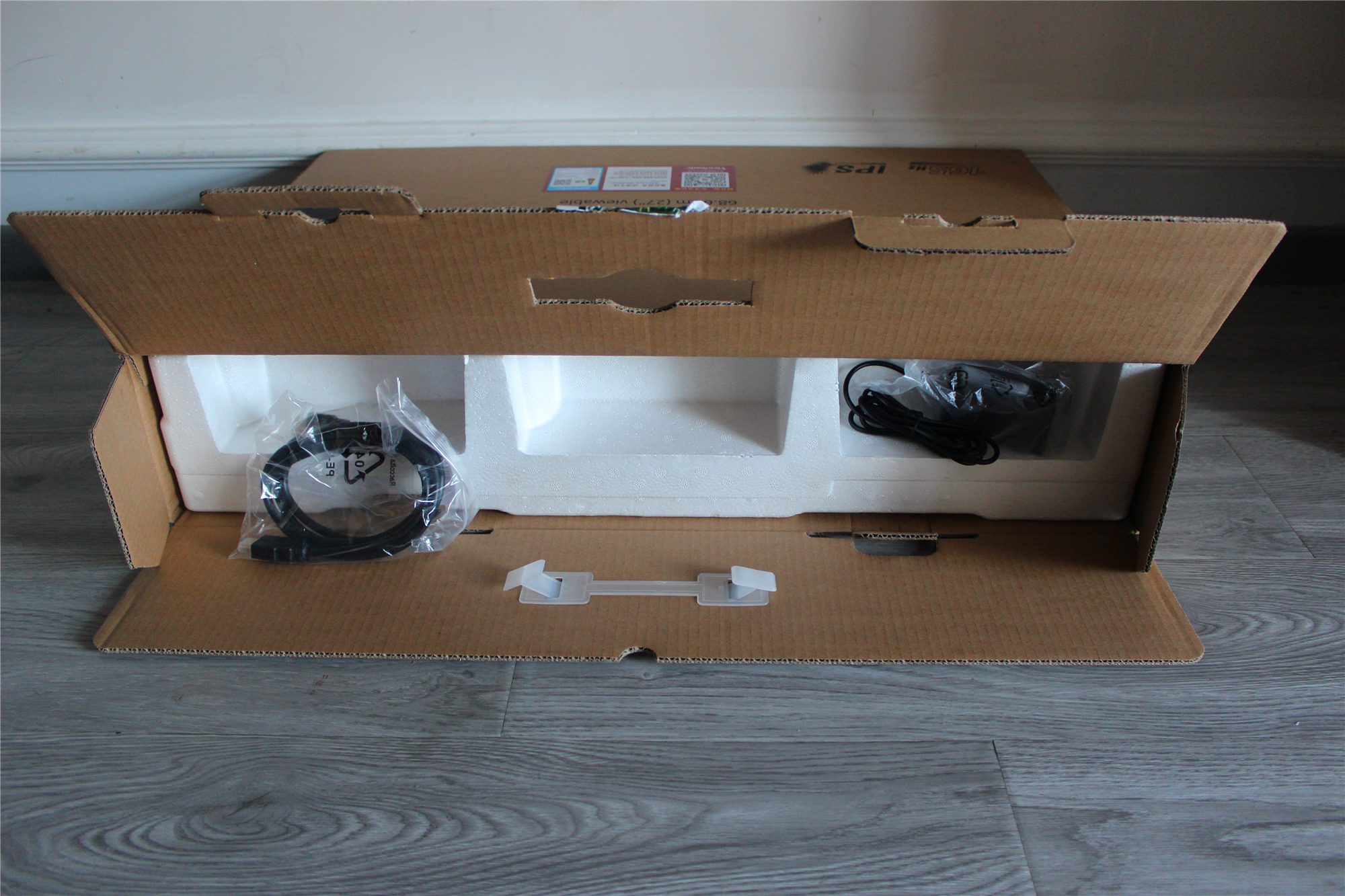 优派vx2762-4kmhdu60hz,千元电竞显示器240