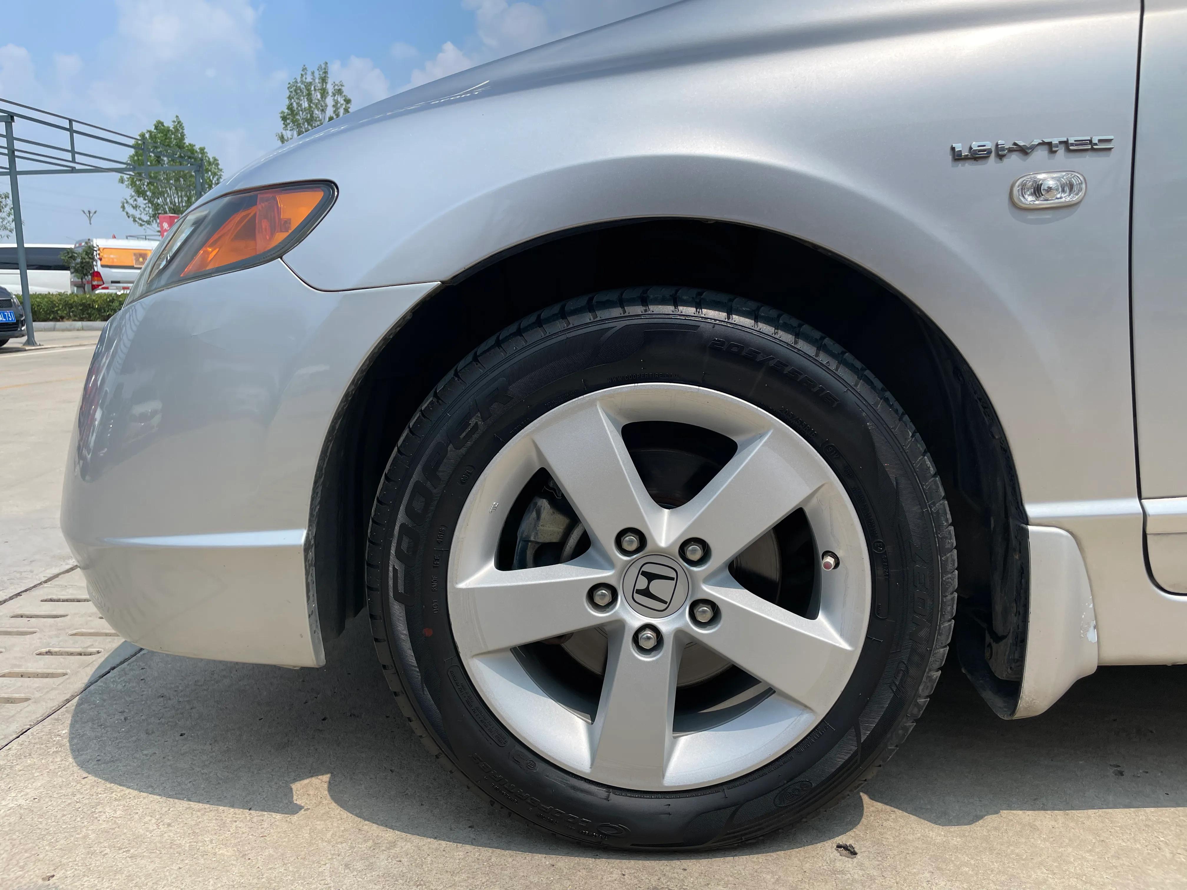 2010年的极品思域能值多少？