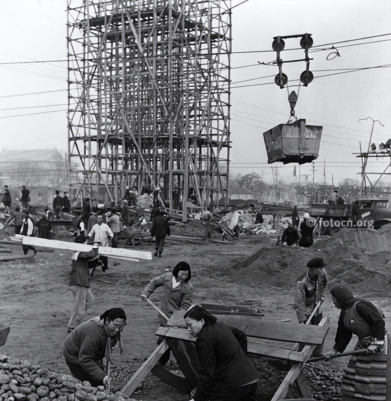 人民大会堂建造之谜,人民大会堂怎么修建的