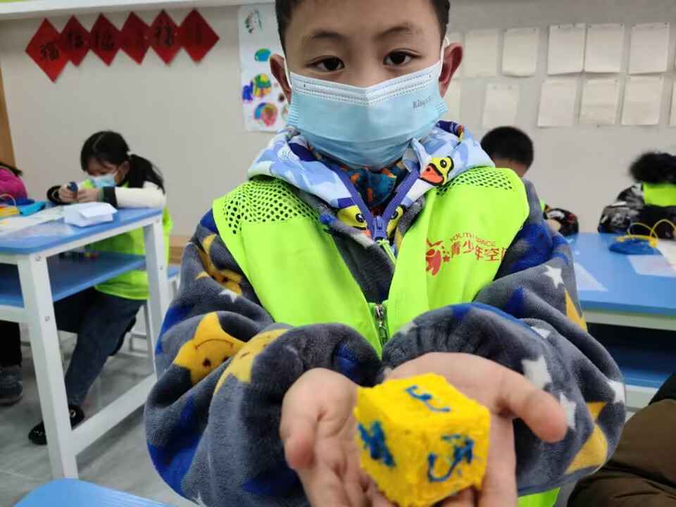 创意3d打印笔绘画作品,3d打印笔小学美术