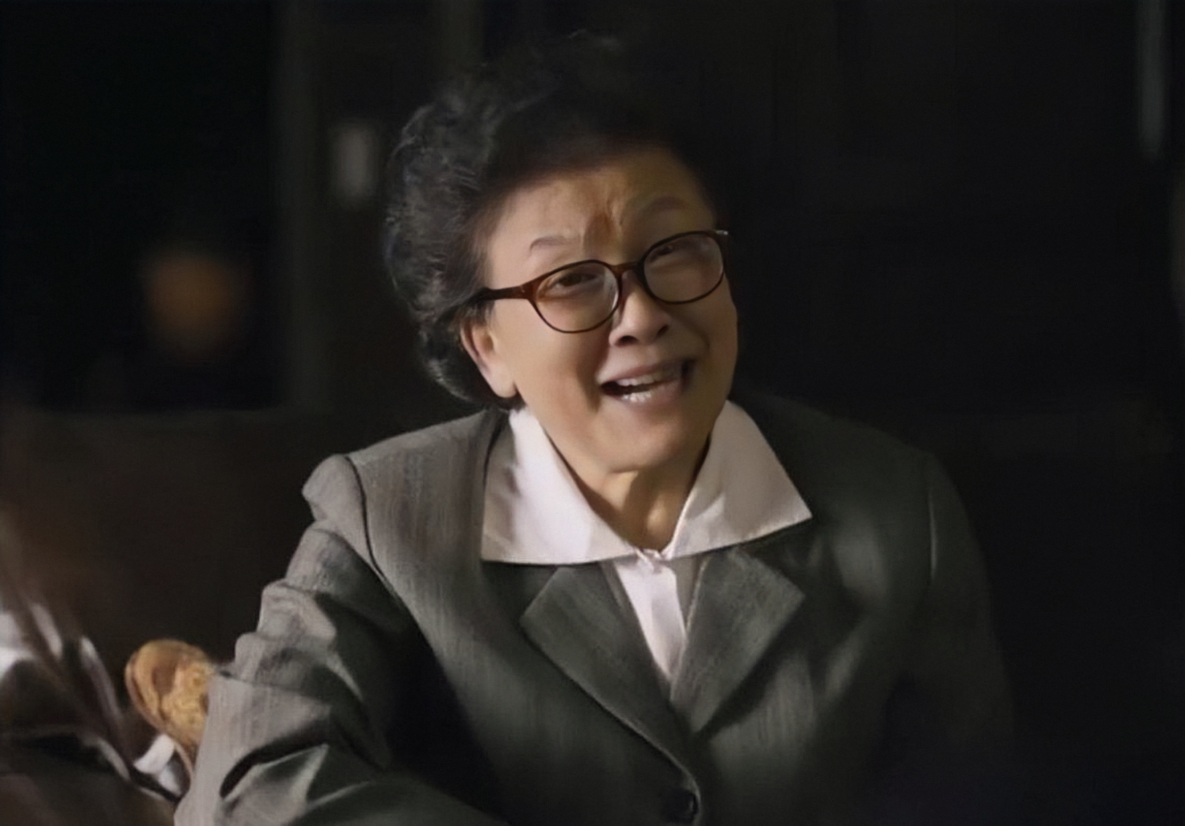 气场不对别硬演“女干部”，2部热播剧5位女演员一比较，差距不小