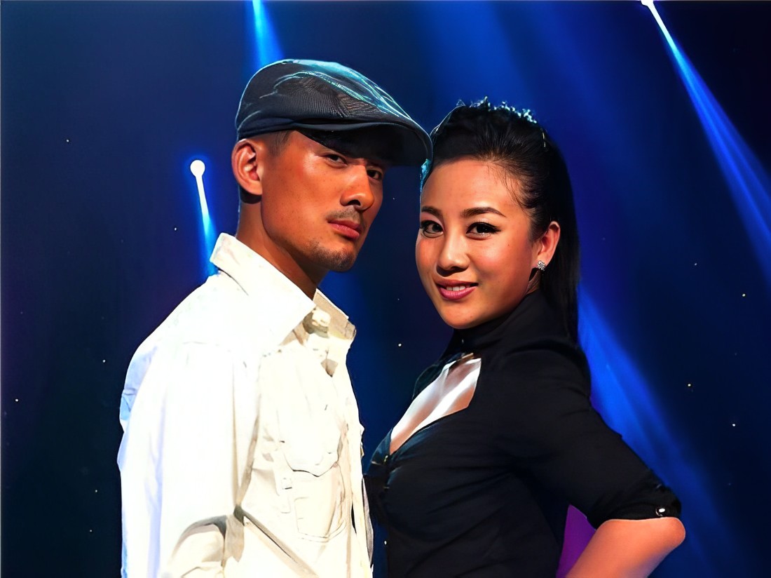 草根歌手阿宝近况,“草根歌手”阿宝的成名之路