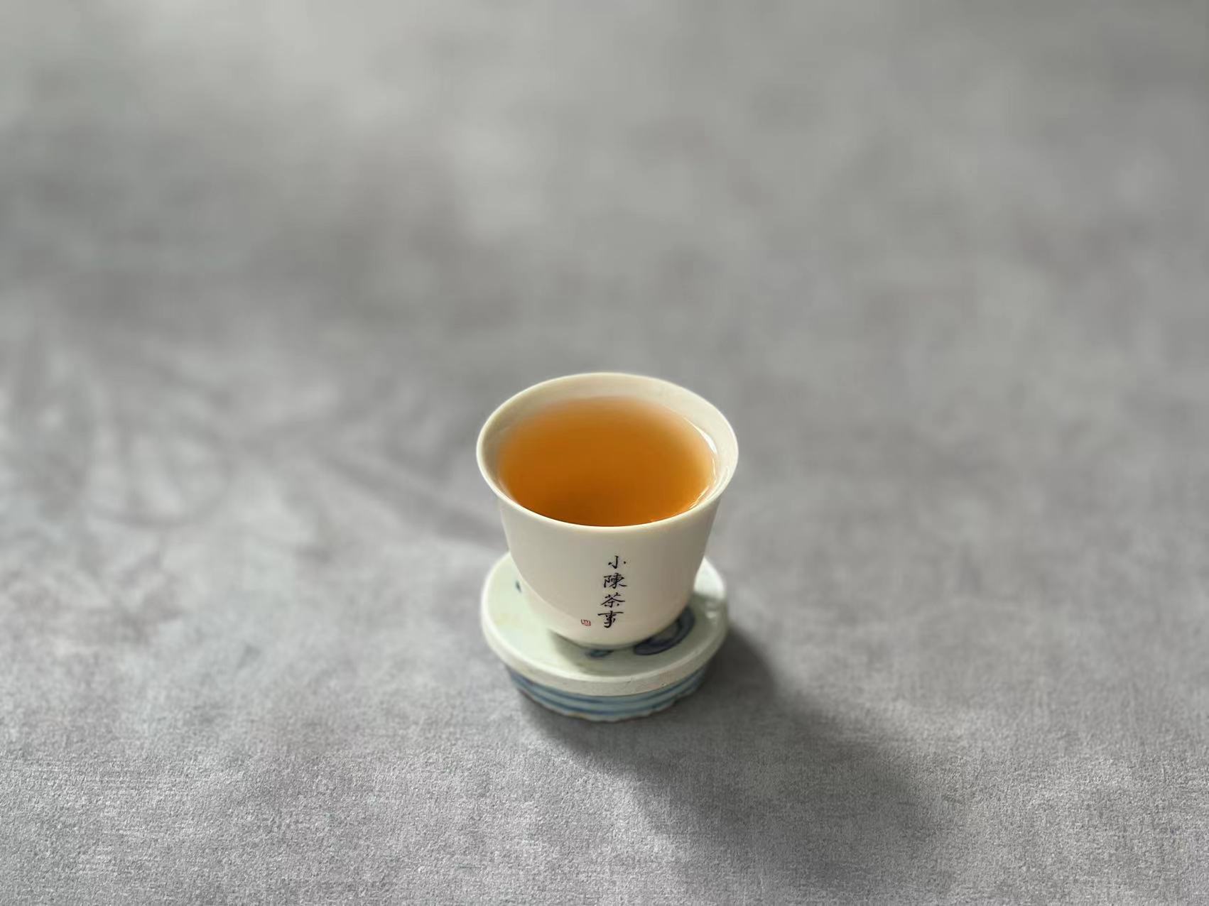 福建武夷山高端红茶金骏眉冲泡,一万多块一斤的茶叶