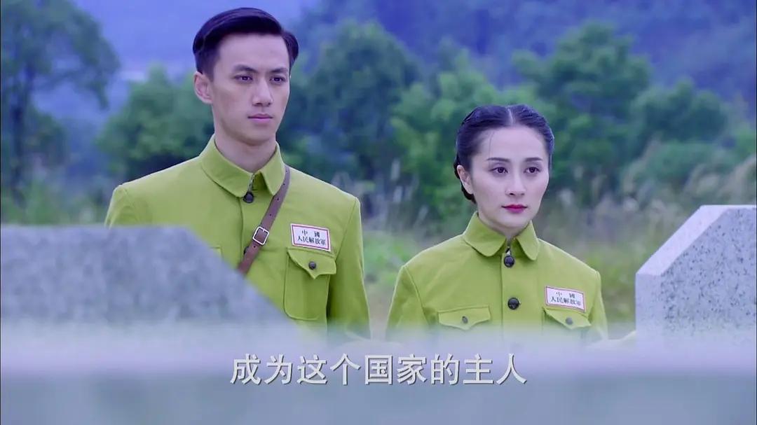 舍不得红唇眼线假睫毛，就别演女兵，这6位女星扮相才叫尊重观众