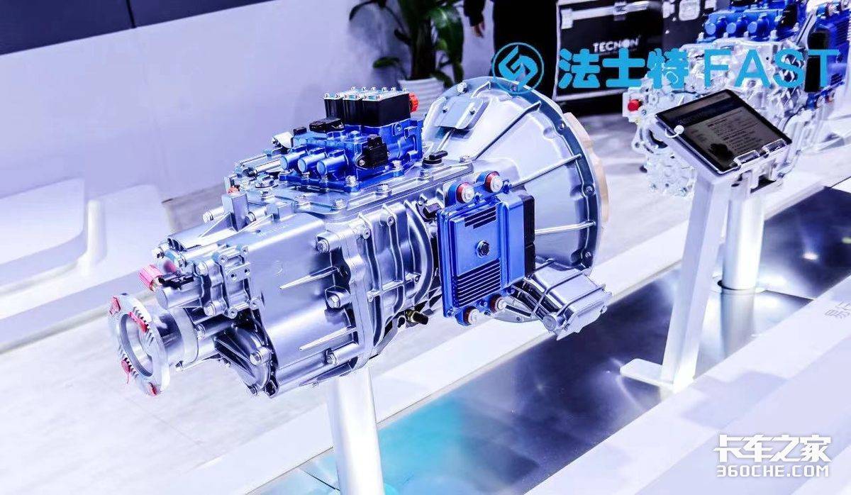 8挡AMT变速箱上线，东风天锦KRPLUS“刷新”！带旋钮换档