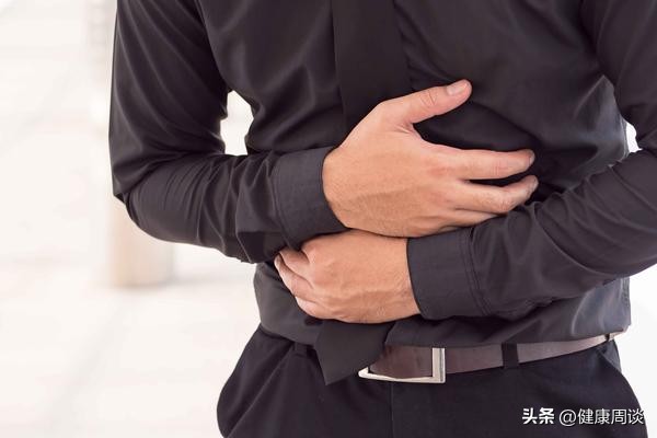 什么原因容易患上腹股沟疝气,小儿患上疝气有哪些症状呢