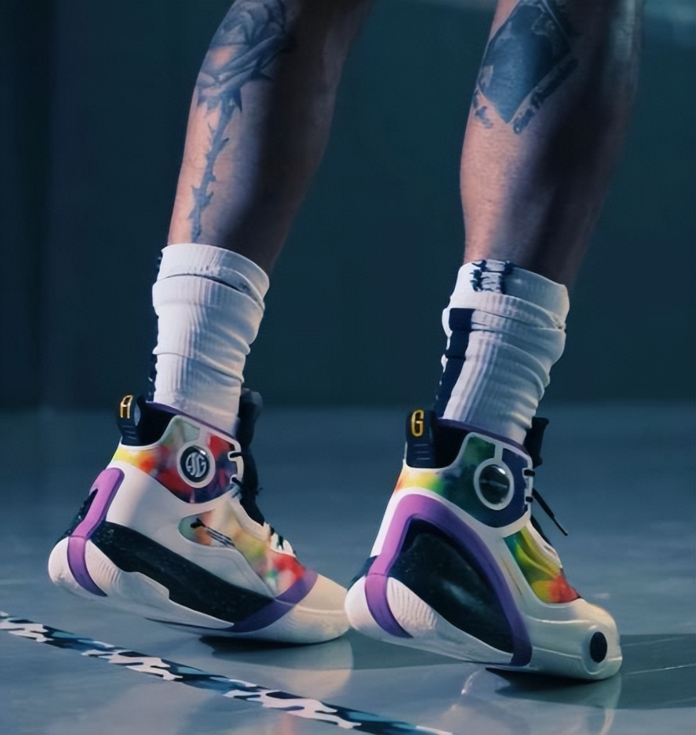 球鞋gtcut2粉色,和gtcut很像的篮球鞋李宁