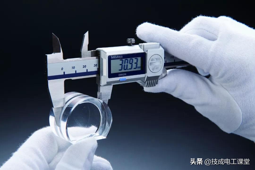 卡尺用0.8还是2.0,卡尺怎么用视频教程