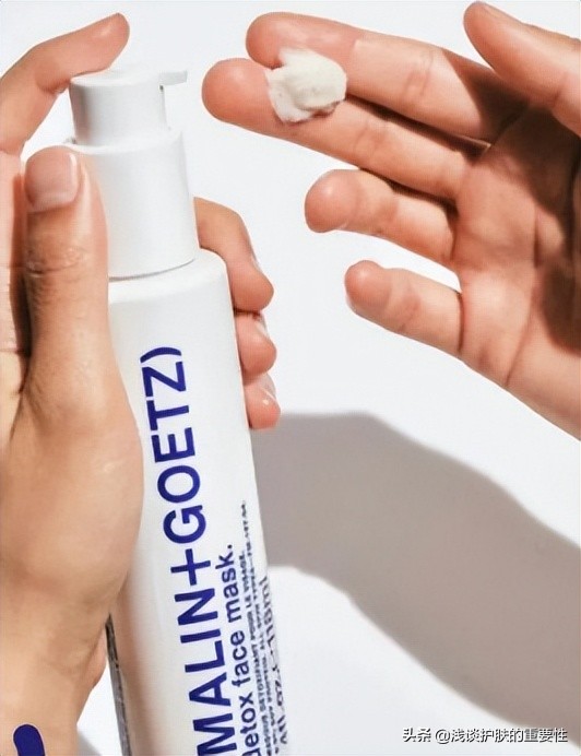 皮肤偏黄用什么护肤品能改善,皮肤容易出油用什么护肤品