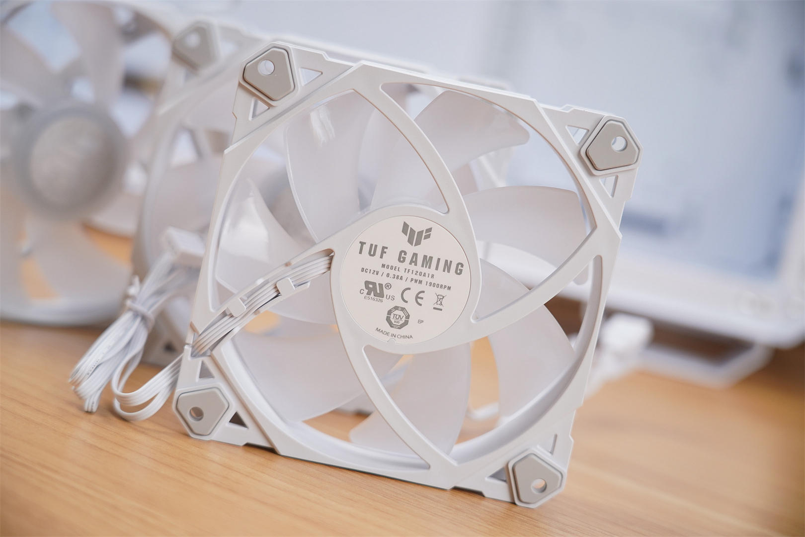 rogz690-a吹雪ddr4,rogz690吹雪d5