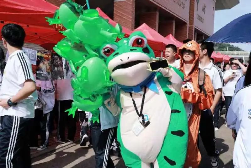 台州市启超中学2023美食节,台州市椒江区外国语学校美食节