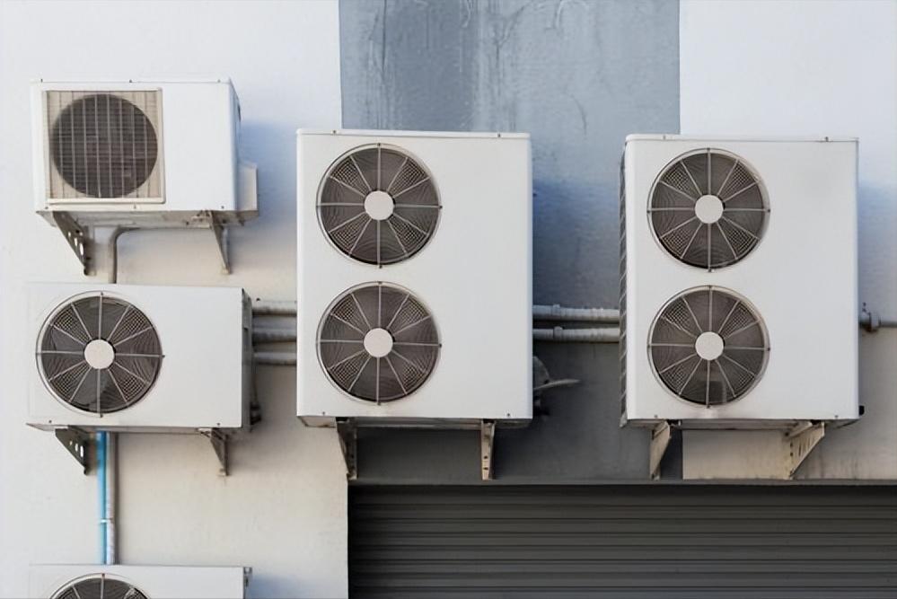 中央空调安装有规范，减少套路，该有的步骤一步都不能少