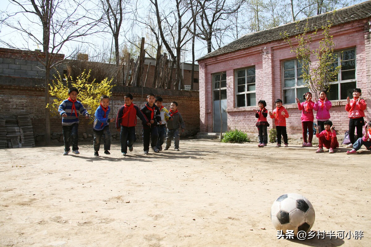 农村学校足球发展现状,足球为什么发展不起来