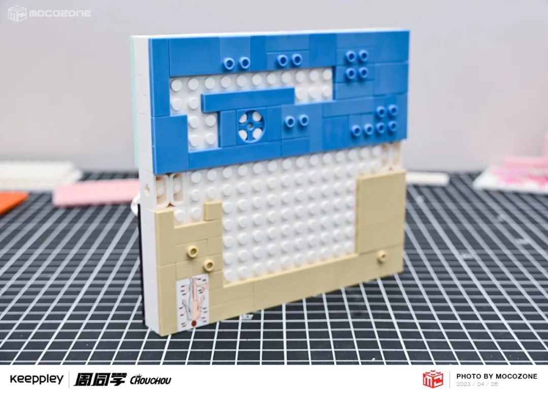 【积木测评】旋转的场景变换！周杰伦首款积木套装很有趣