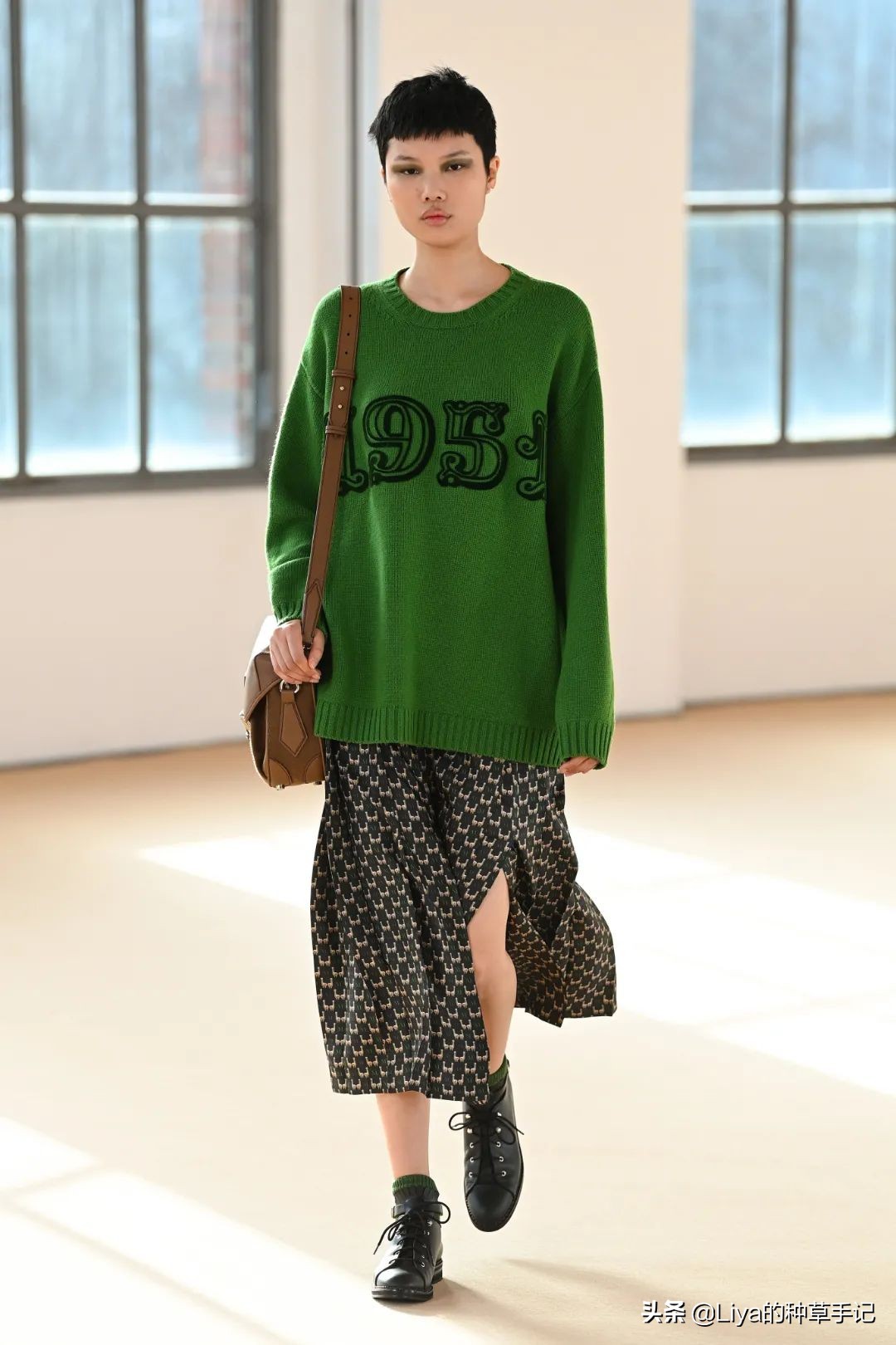 换季穿什么舒适又时髦,冬春换季穿衣搭配