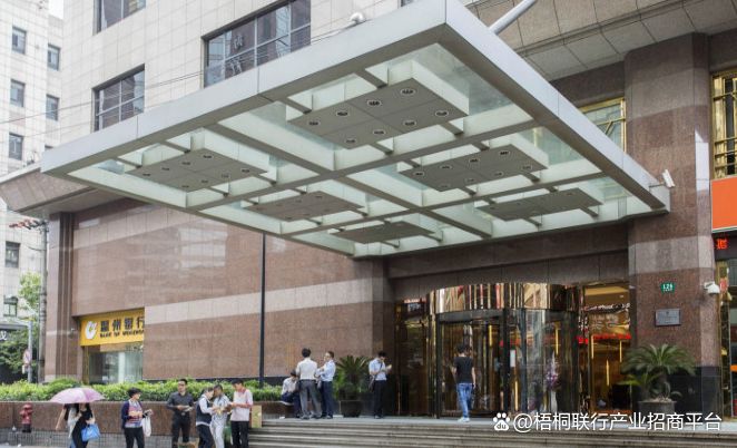 上海环球金融中心写字楼出租,上海浦东附近写字楼租赁价格透明