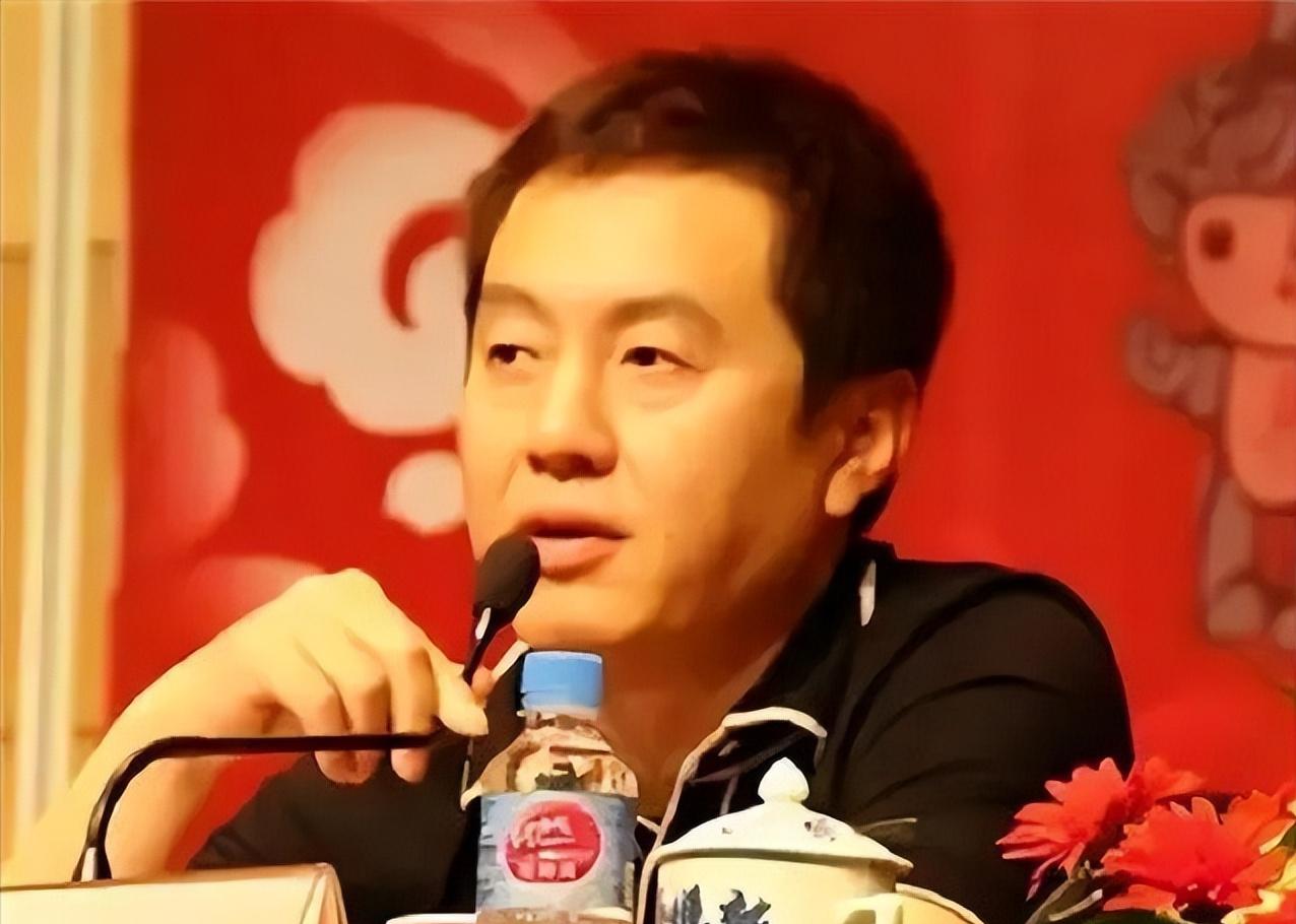 女乒郭跃为何被开除,女乒教练施之皓