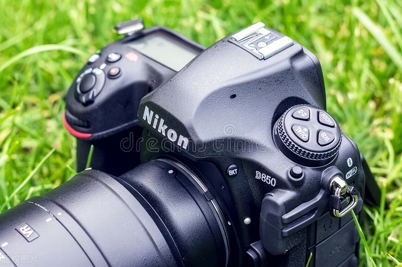 5000元左右尼康单反有什么好介绍,佳能的单反好还是尼康的单反好