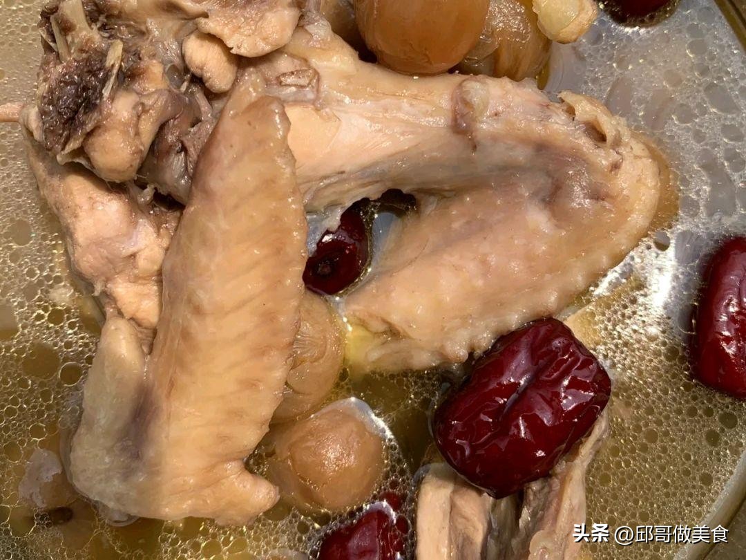 冬天最好吃的炖鸡汤,冬天炖什么鸡汤老小都可以吃