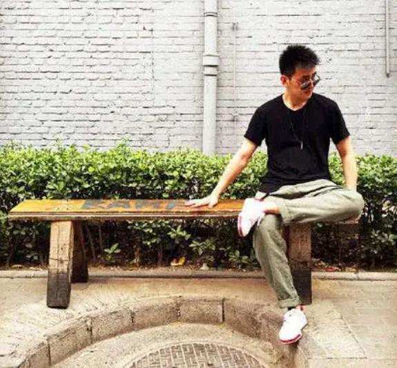 央视主持人严于信是哪里人,歌手严于信简介