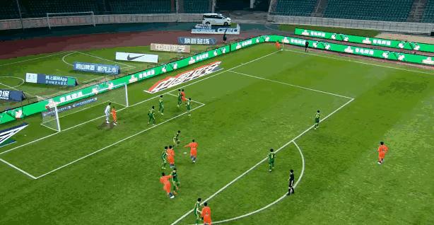 越位球员干扰门将进球怎么判,什么叫做越位