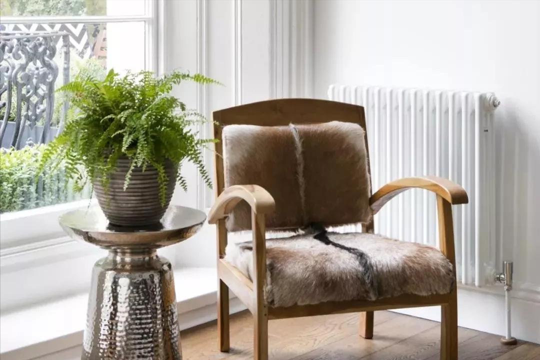 暖气片摸着热但不散热,壁挂炉调到55度暖气片却不怎么烫