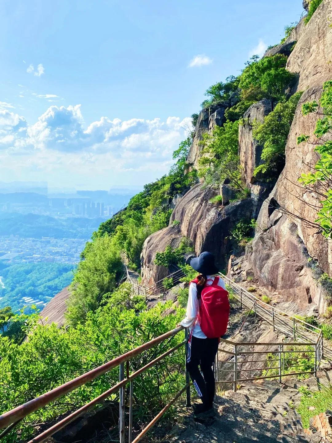 梧桐山外深圳还有哪些山值得一游,东莞银瓶山和深圳梧桐山哪个难爬