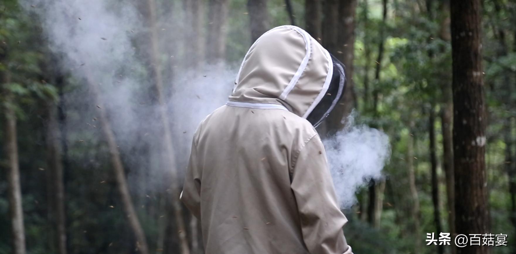 百菇宴：蜂蜜水早上喝一杯，睡前喝一杯，好