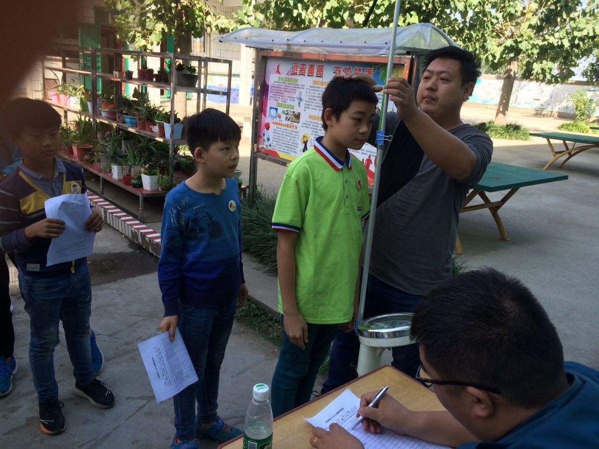 孩子从矮到高案例,儿子13岁全班最矮