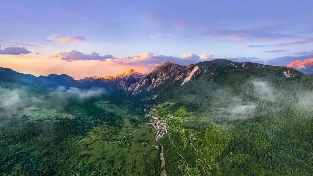 九寨沟丽思卡尔顿隐士度假酒店,全球第一百家丽思卡尔顿