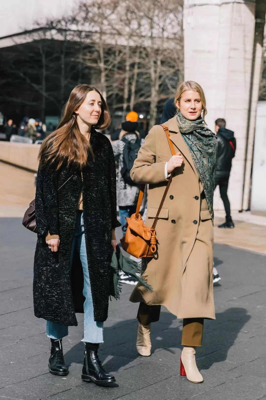 中款大衣穿搭示范大全,修身格子大衣的穿搭技巧