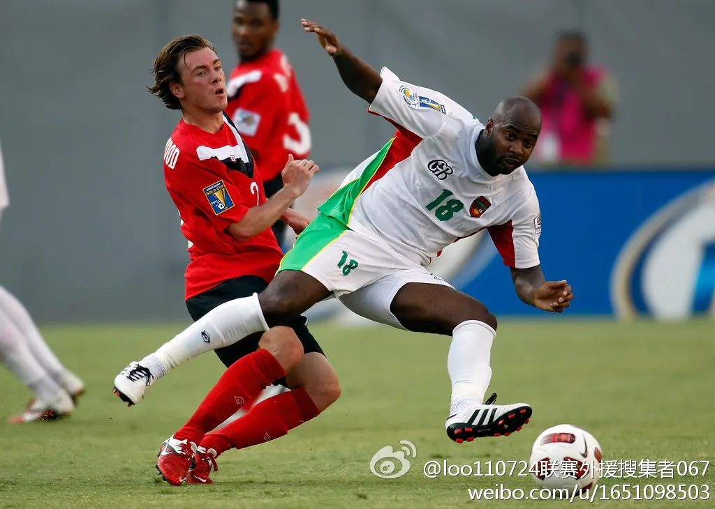 布里斯小传丨年少父亲踢球养家，法甲射手定居成都