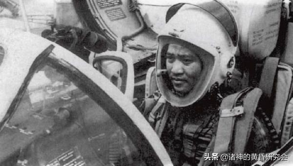 “变色龙”中队的故事-美国海军TOPGUN的前世今生