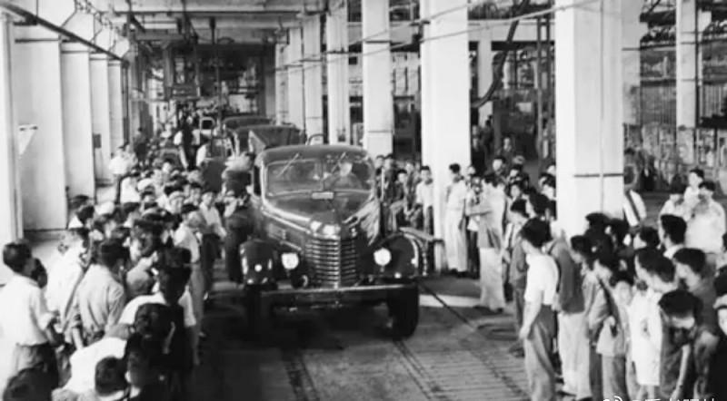 【晚清*楼青**风情】*楼青**女媚态撩人，丰乳肥臀，魅力四射！