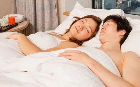 老婆总是刷小视频,女朋友老是被小视频误导