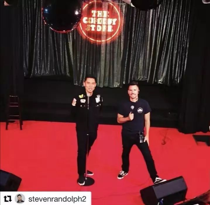 王建国孤独脱口秀,在美国说脱口秀的中国人是黄西吗