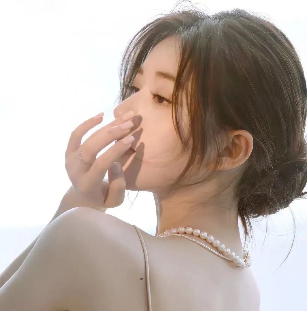 头像高级小众男士用,头像高级小众动漫女