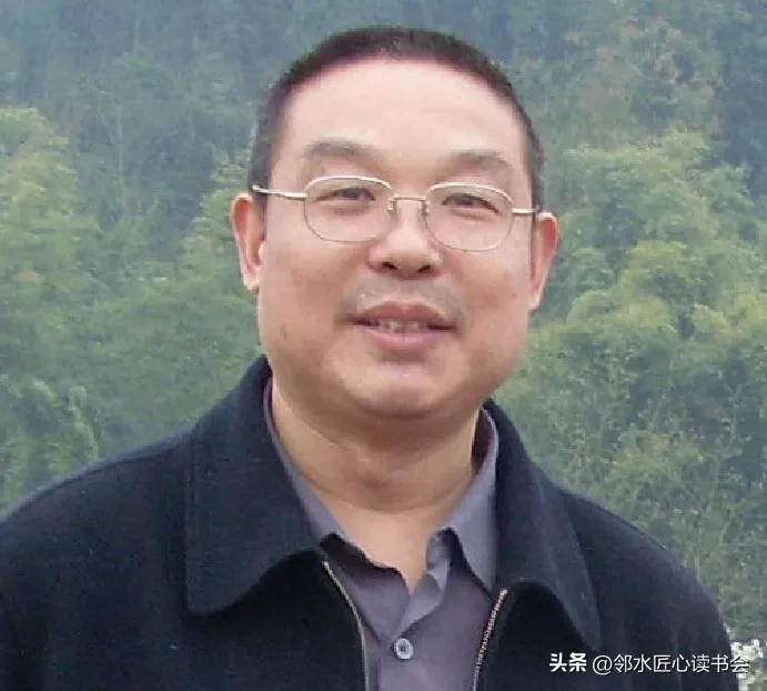 世界第一首弯月竹排图像诗诞生记