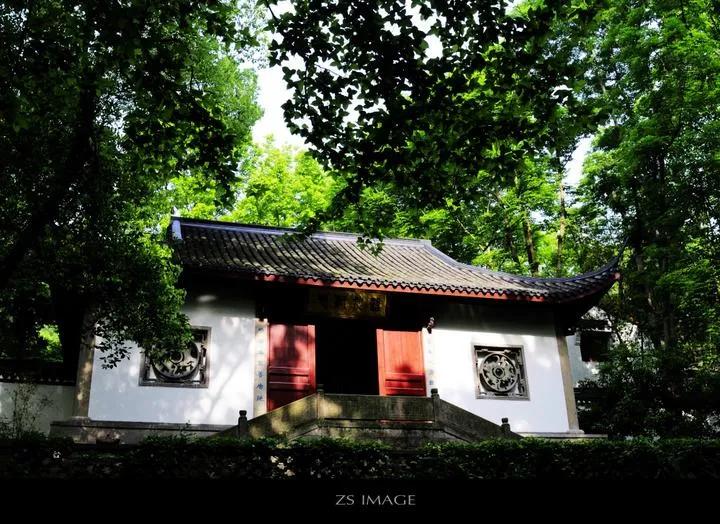 杭州西湖美景虎跑梦泉,杭州天下第三泉虎跑泉