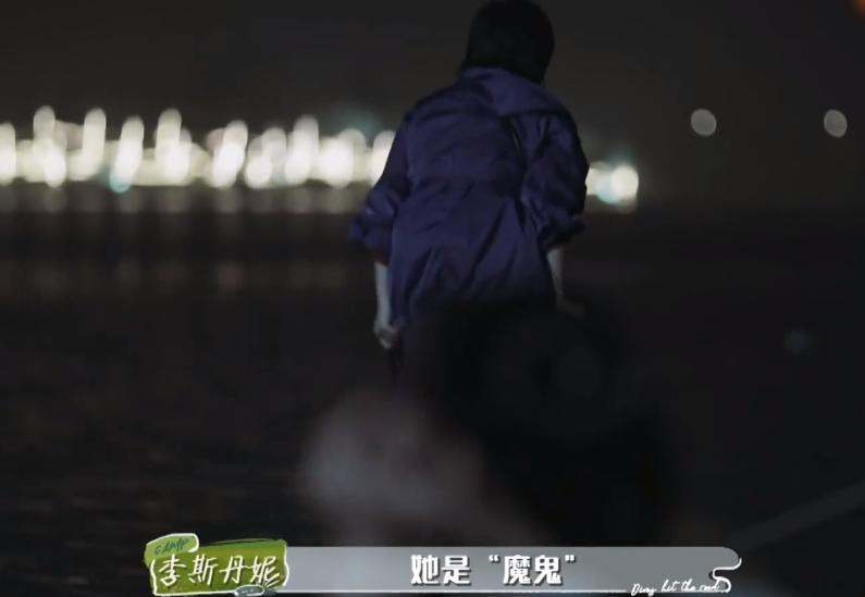 资本*绑捆**杨幂：为3亿吃牛肉，怼刘敏涛暴露人品，因王鸥成笑话