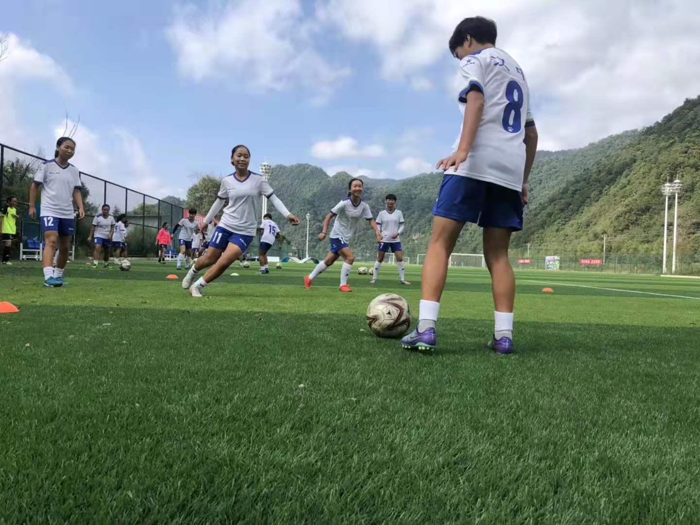 铿锵玫瑰再次绽放亚洲之巅,铿锵玫瑰中国女足亚洲之巅